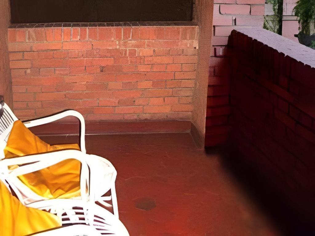 Hotel Vajra Kathmandu Esterno foto