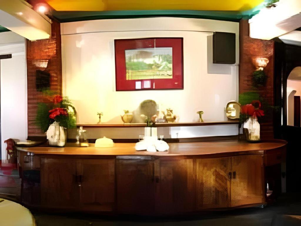 Hotel Vajra Kathmandu Esterno foto