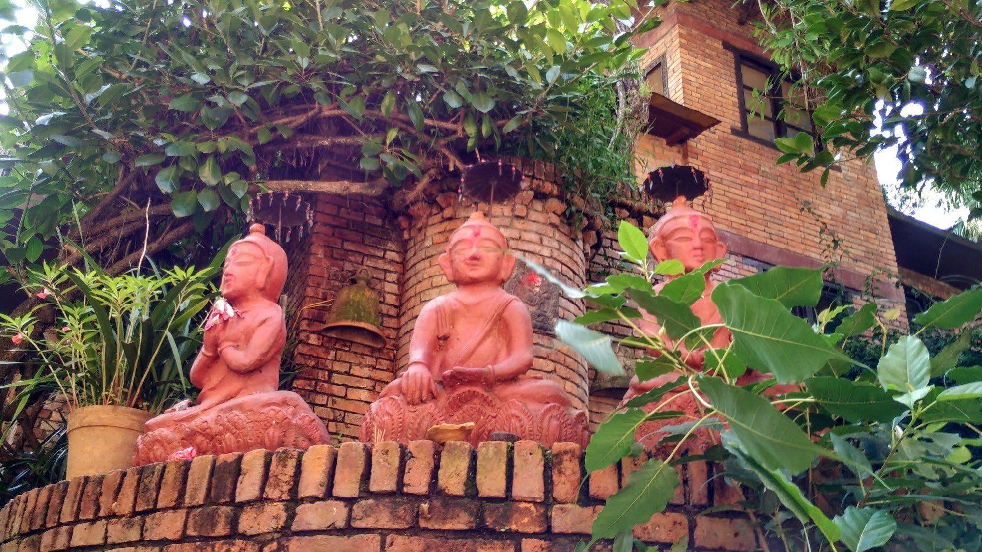 Hotel Vajra Kathmandu Esterno foto